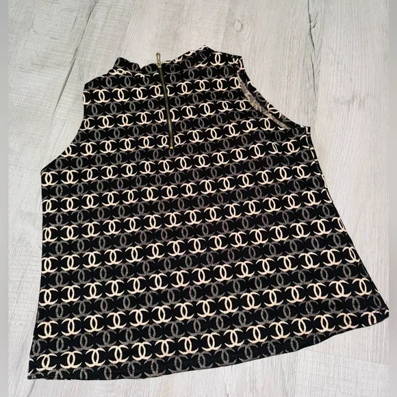 Chic Black and Cream Sleeveless Top - Picture 2 of 2